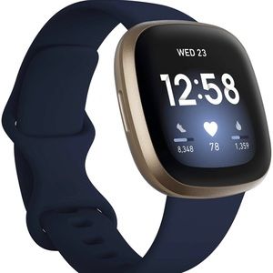 Like NEW: Fitbit Versa 3…built in GPS! $130